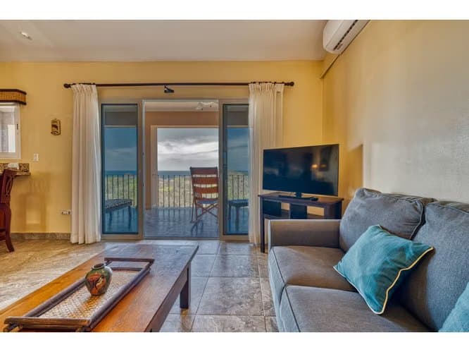 Condominio de 2 Habitaciones con Vista al Mar – Cerca de Playa Minas y Bahía Piratas