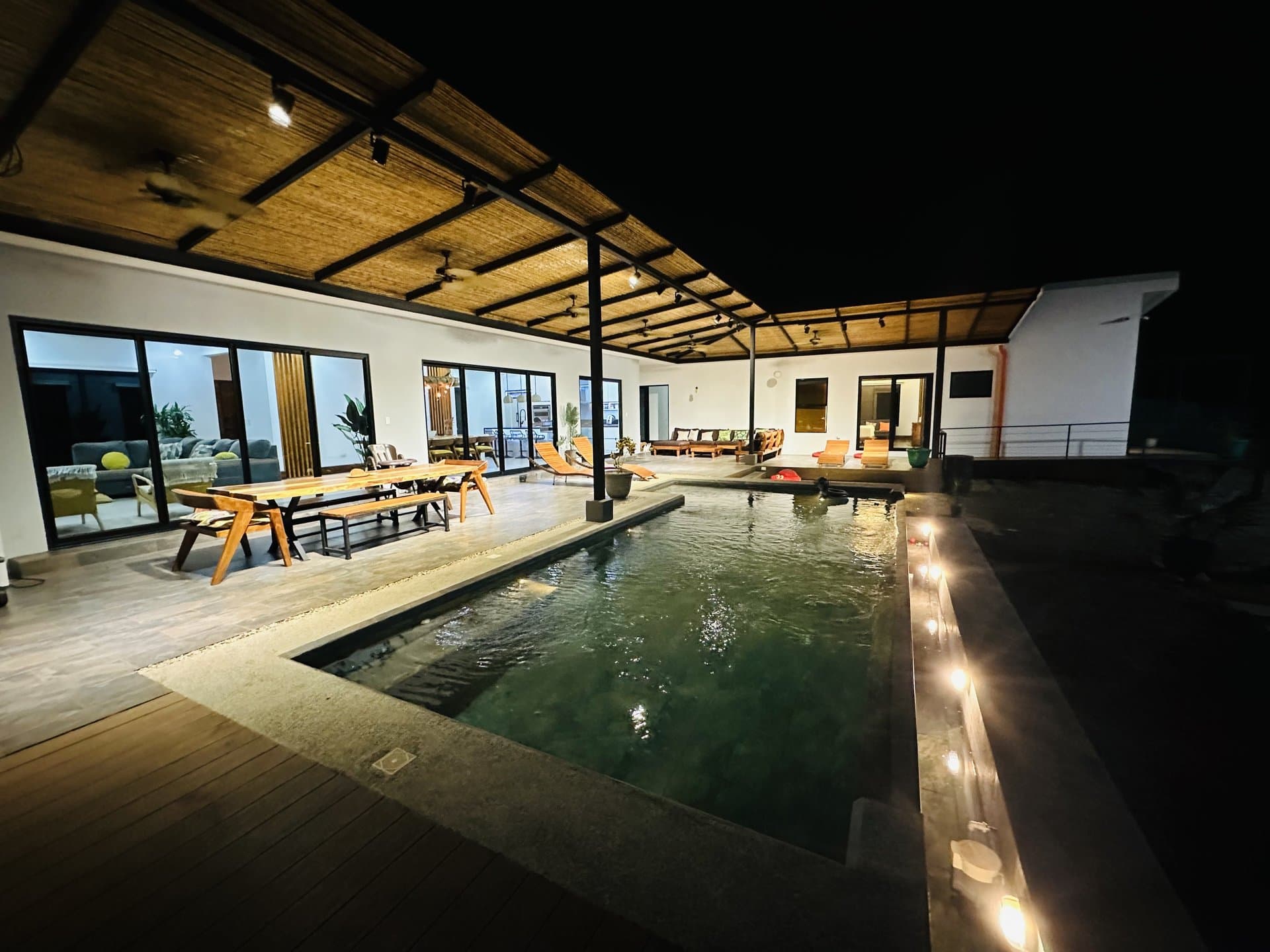 Casa de Lujo de 4 Habitaciones con Piscina - Playa Brasilito