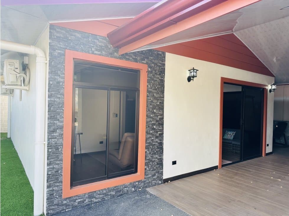 2-BR Home in Playa Potrero - 5 Min to Beach
